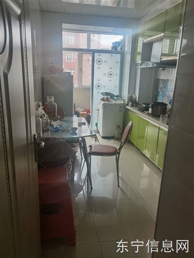 馨苑三区楼房出售