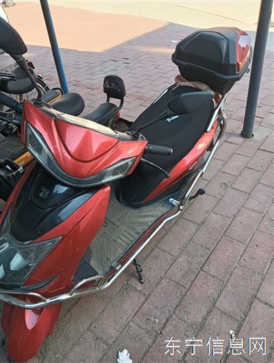 卖两轮电动车