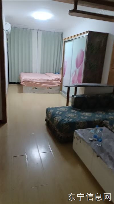 三楼出租