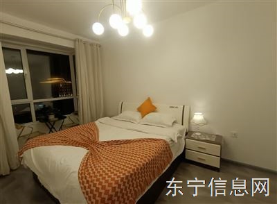 日租 月租拎包入住