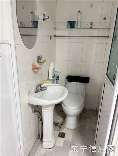 出租一中南门阳光五区车库住宅陪读
