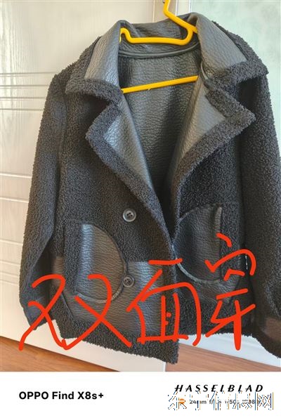 服装有全新的，有穿过几次的。