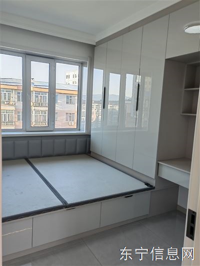 明德电梯6楼   85平2室一厅一卫