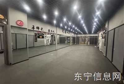 培训机构出租教室2间